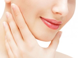 Ways to get rid of a double chin1 300x225 راهکارهای خلاصی از غبغب